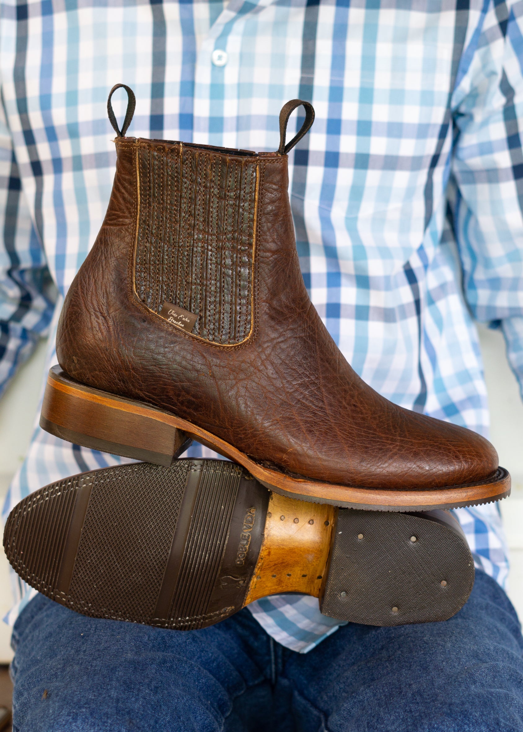 ANGUS - DOBLE VIDA - MIEL