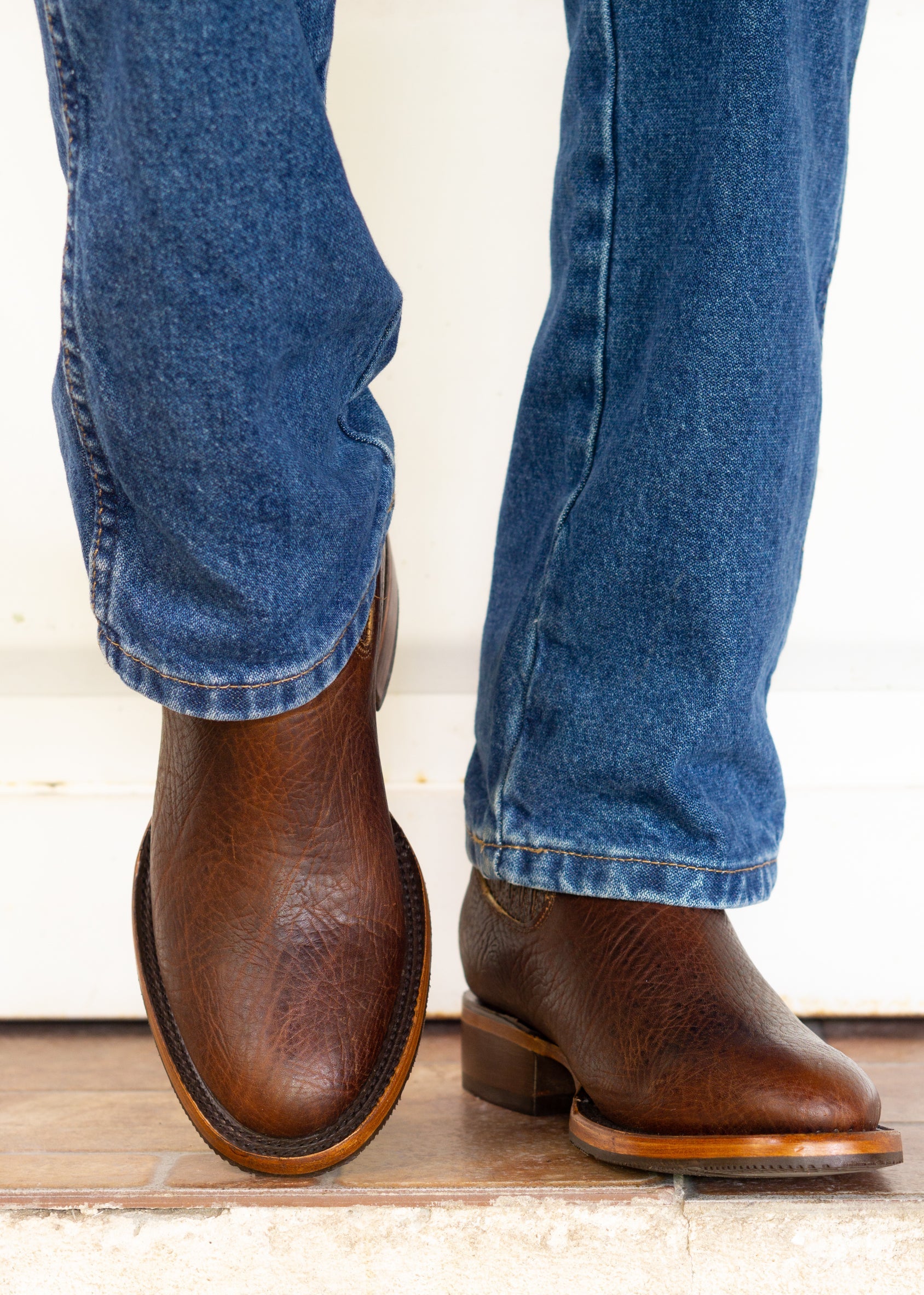 ANGUS - DOBLE VIDA - MIEL