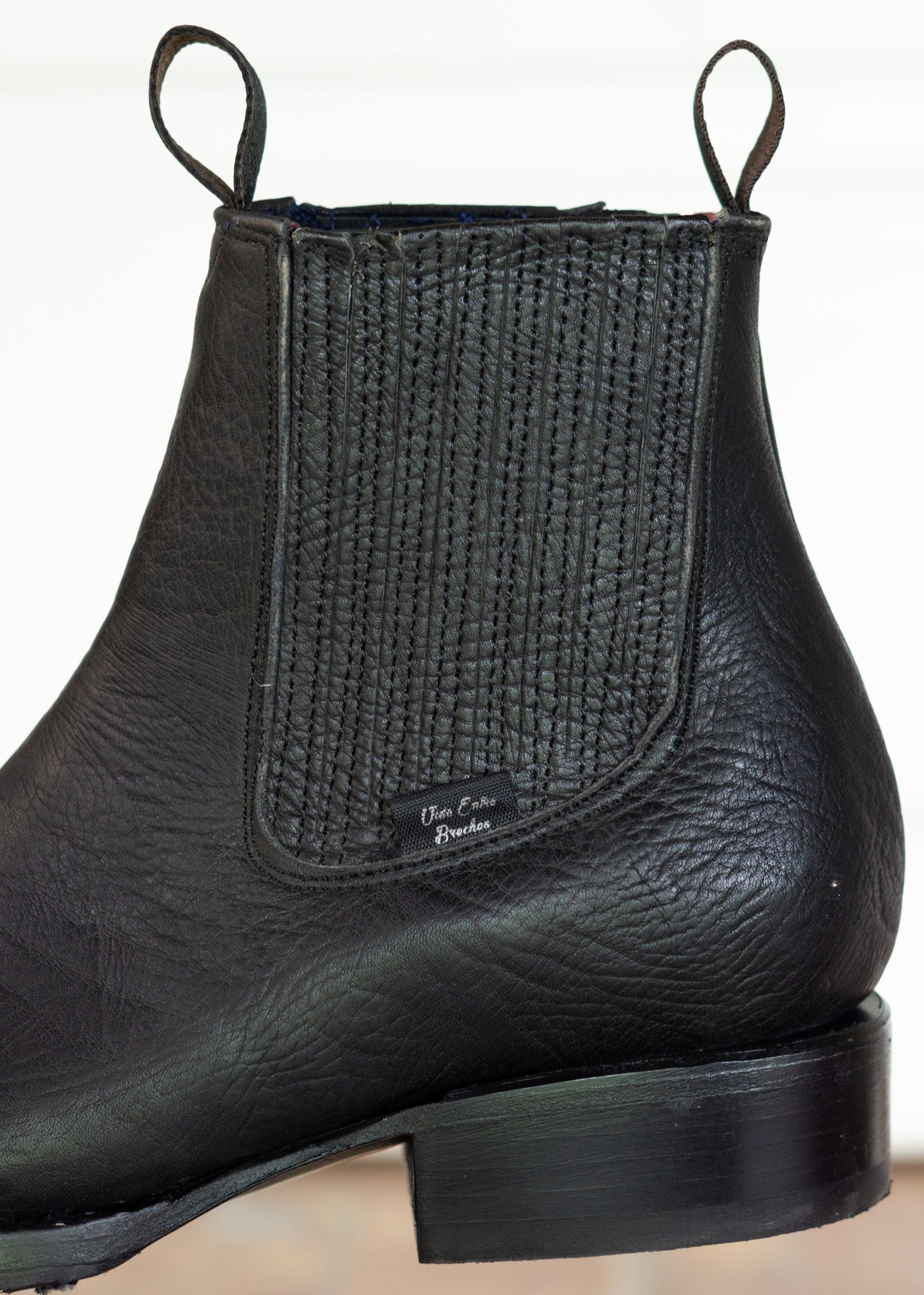 ANGUS DOBLE VIDA - NEGRO