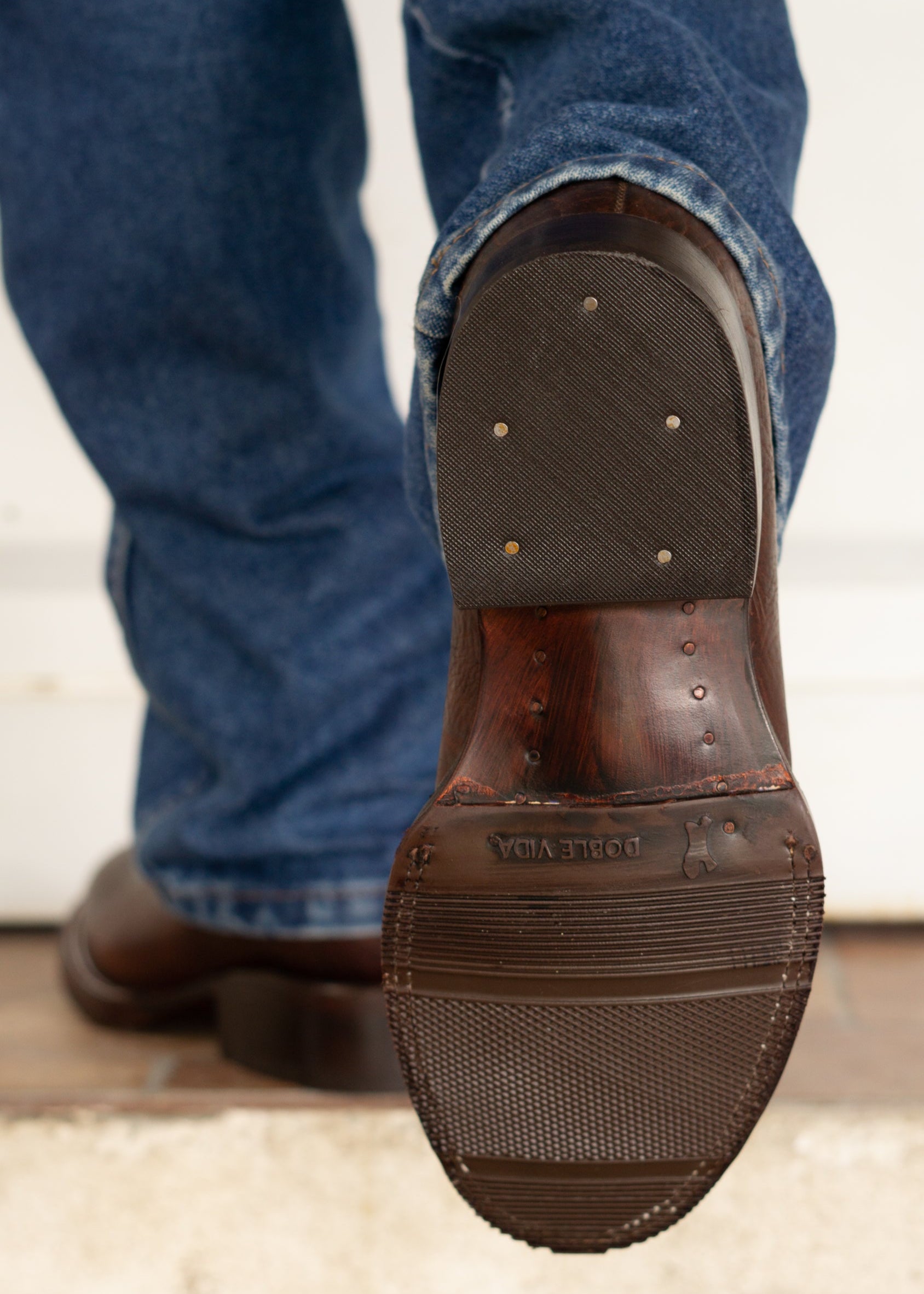 ANGUS - DOBLE VIDA - VINO