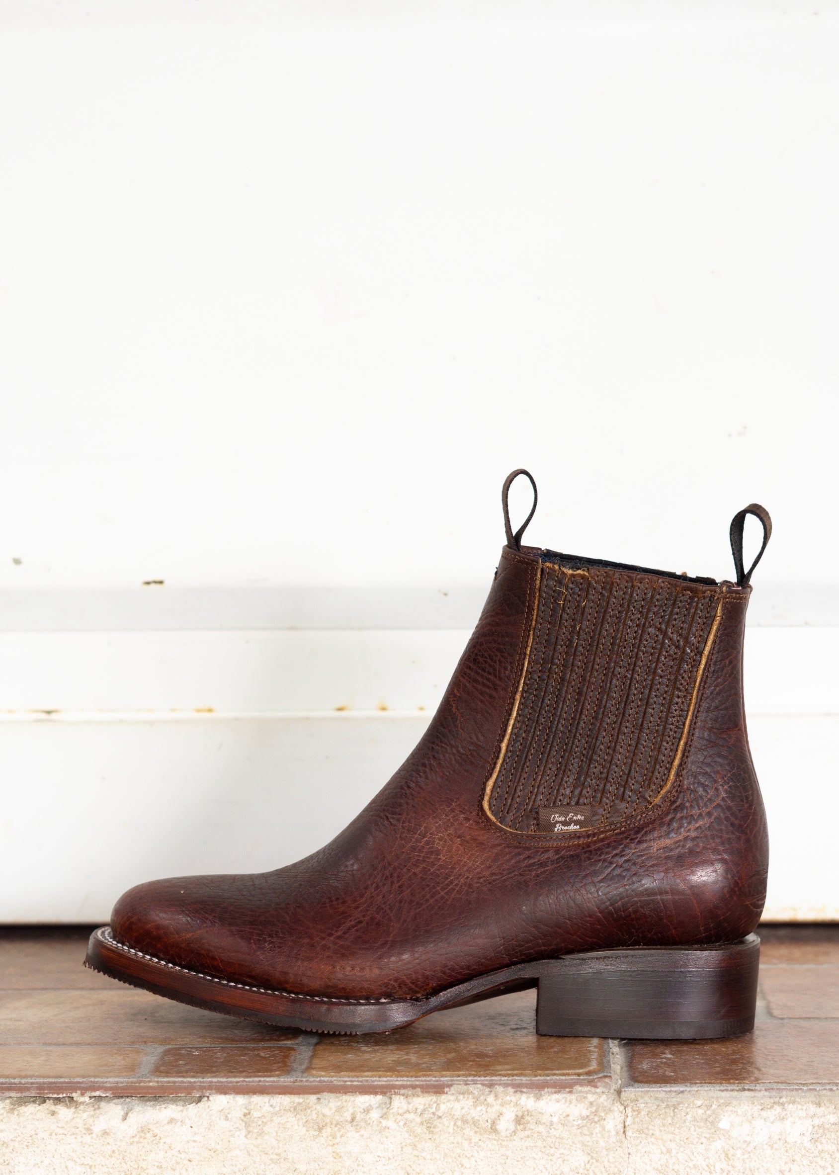 ANGUS - DOBLE VIDA - VINO