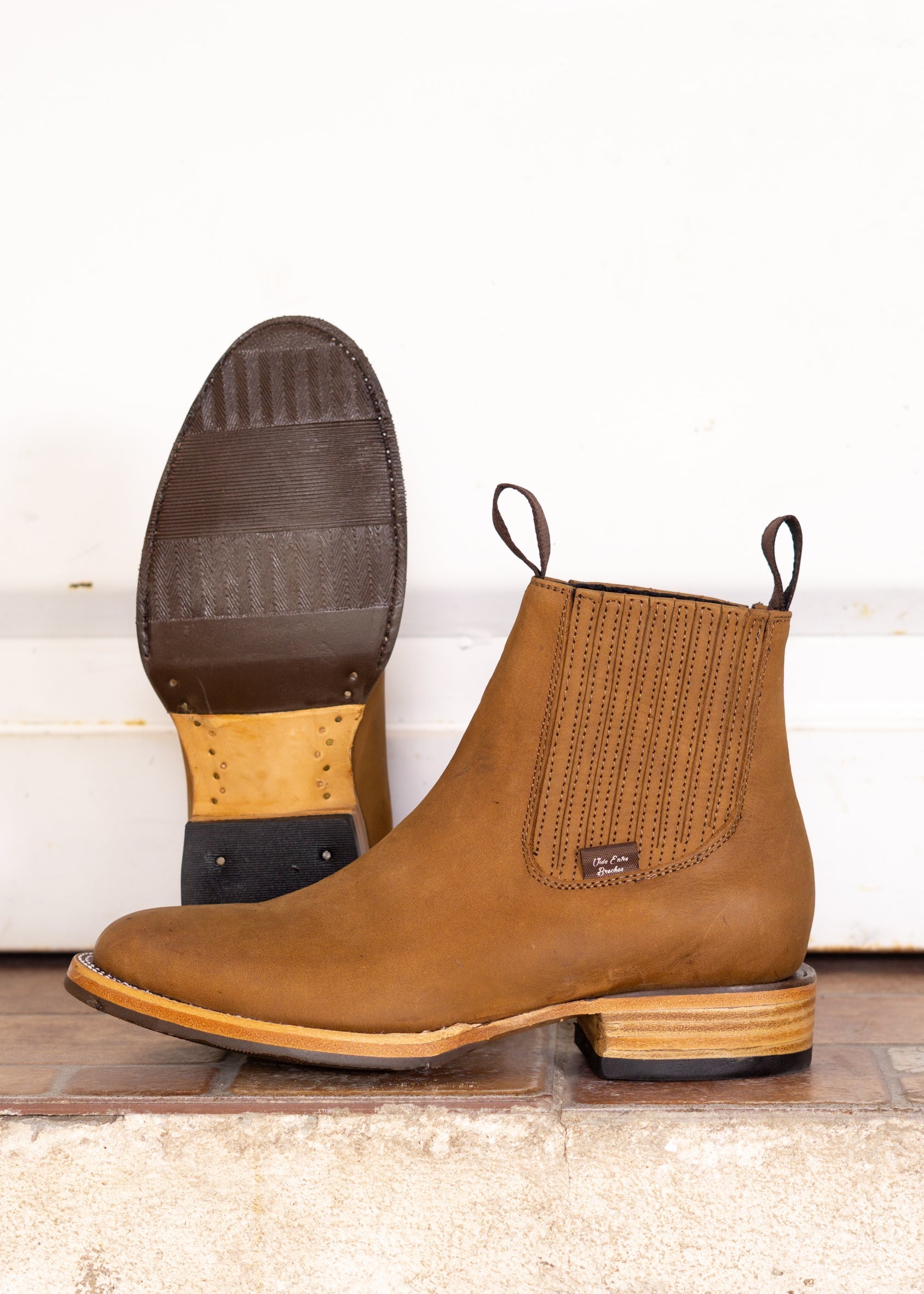 CUARTO DE MILLA - ARENA DOBLE VIDA